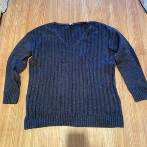 Gap dark gray wool blend sweater size medium